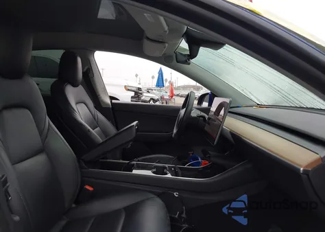 2021 Tesla Model Y Long Range Dual Motor All-Wheel Drive из США, поврежденный, VIN 5YJYGDEE8MF061565